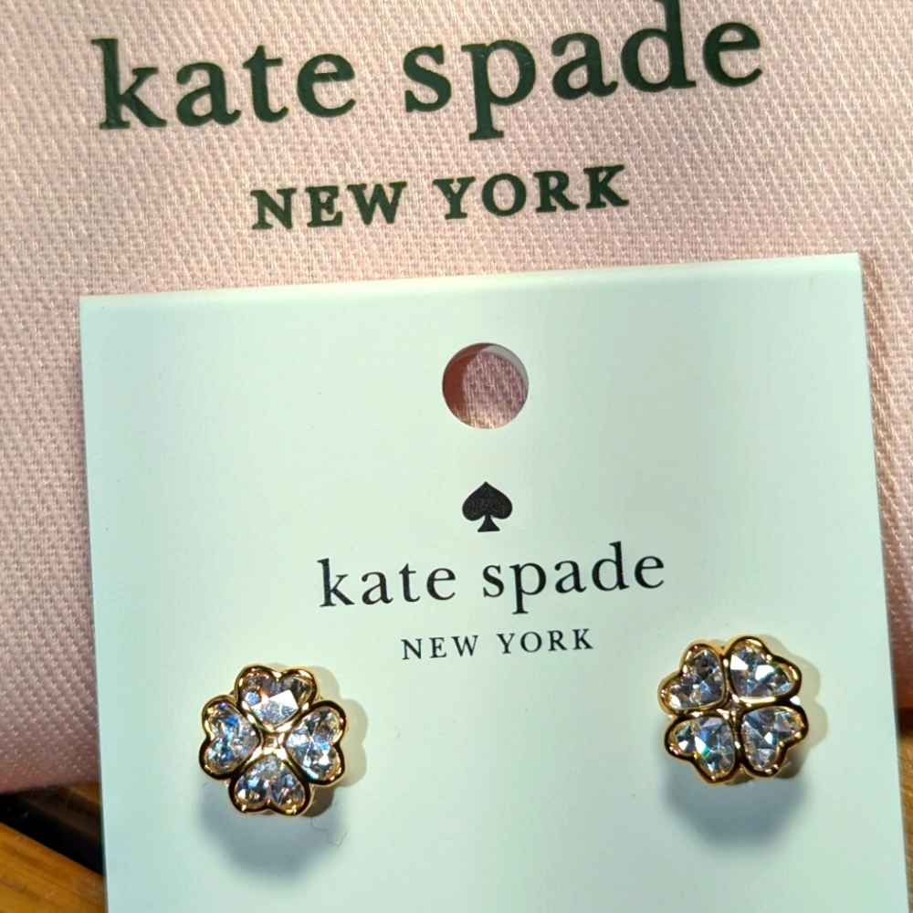 NWT Something Sparkly Spade Studs - Stunning! gold/white
